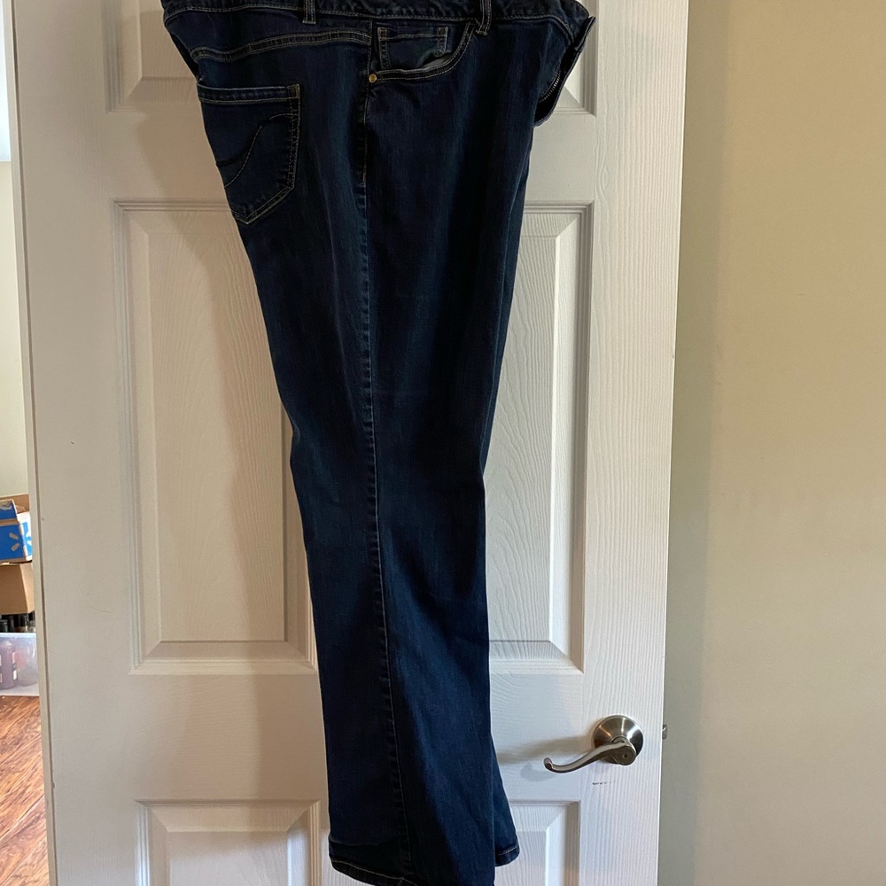 Maurice’s High Rise 5 pocket jeans size 22W